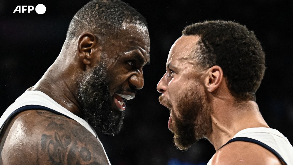 USA escape Serbia, to face France for Olympic men's basketball gold